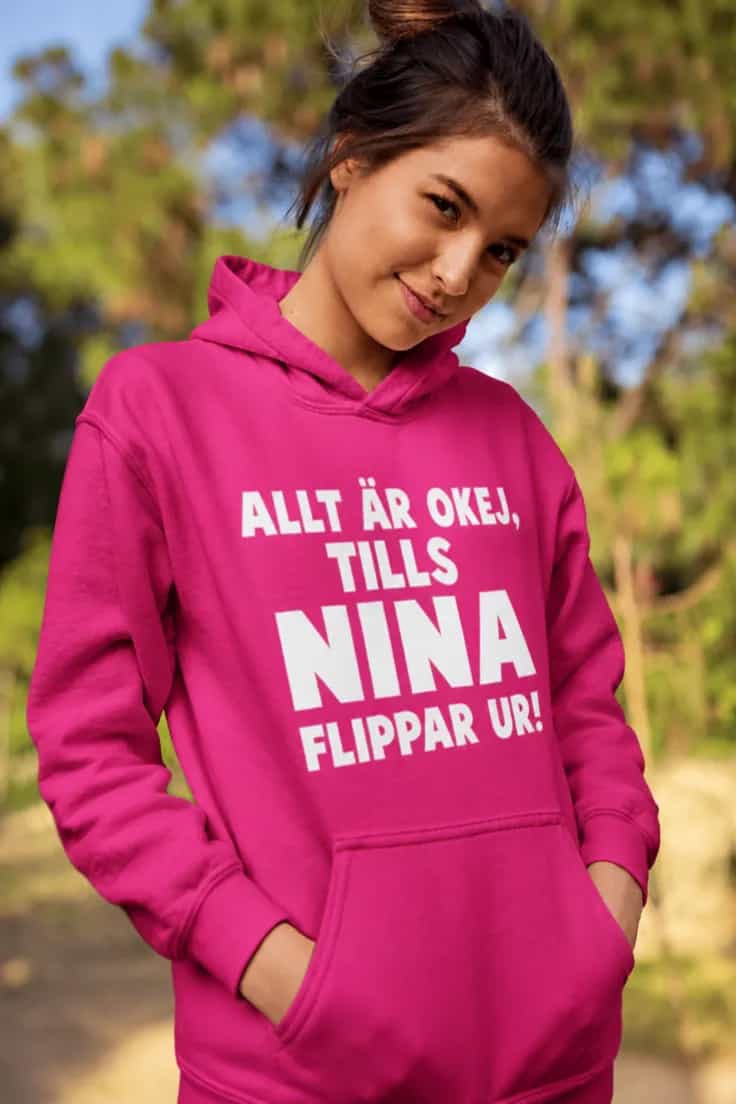 Tröja Allt är okej med namn – ALLT ÄR OKEJ,