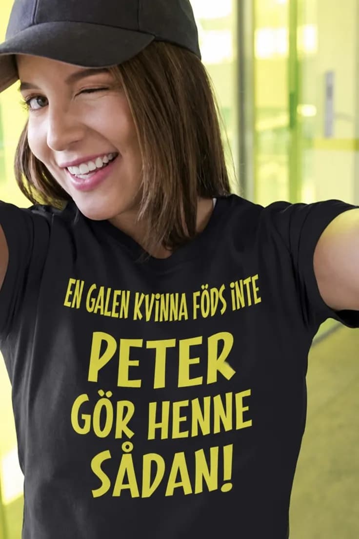 Rolig t-shirt Galen kvinna med namn