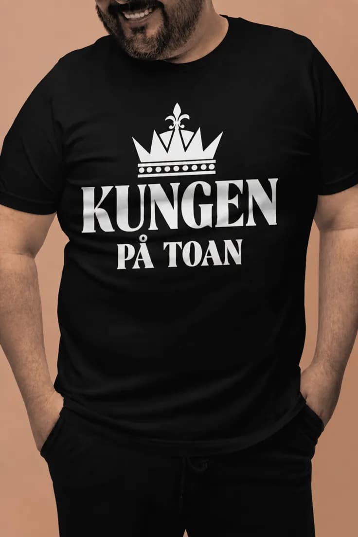 Rolig t-shirt Kungen på toan – KUNGEN PÅ TOAN