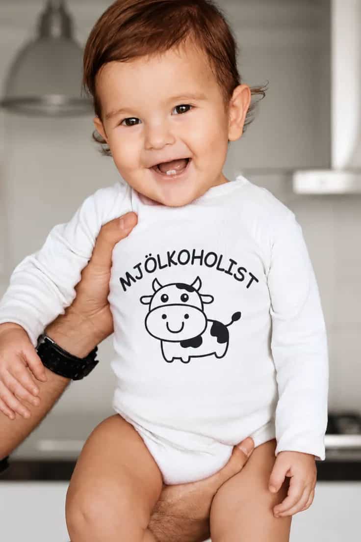 Baby body med text MJÖLKOHOLIST
