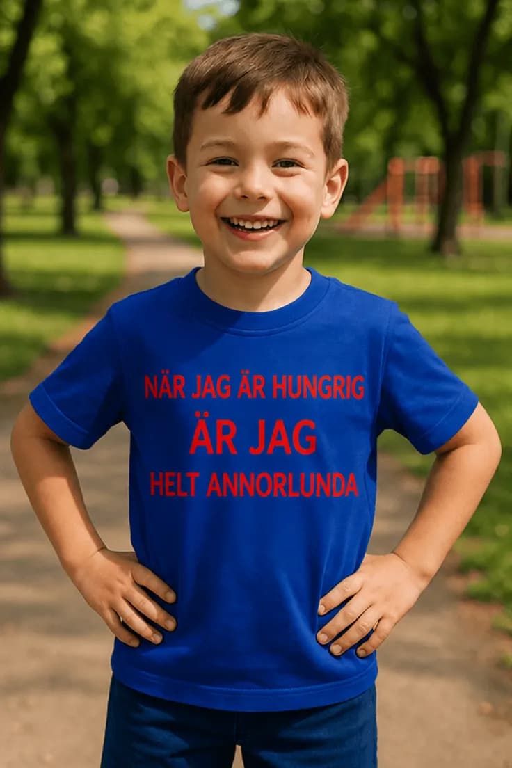 Barn t-shirt Hungrig och annorlunda – NÄR JAG ÄR