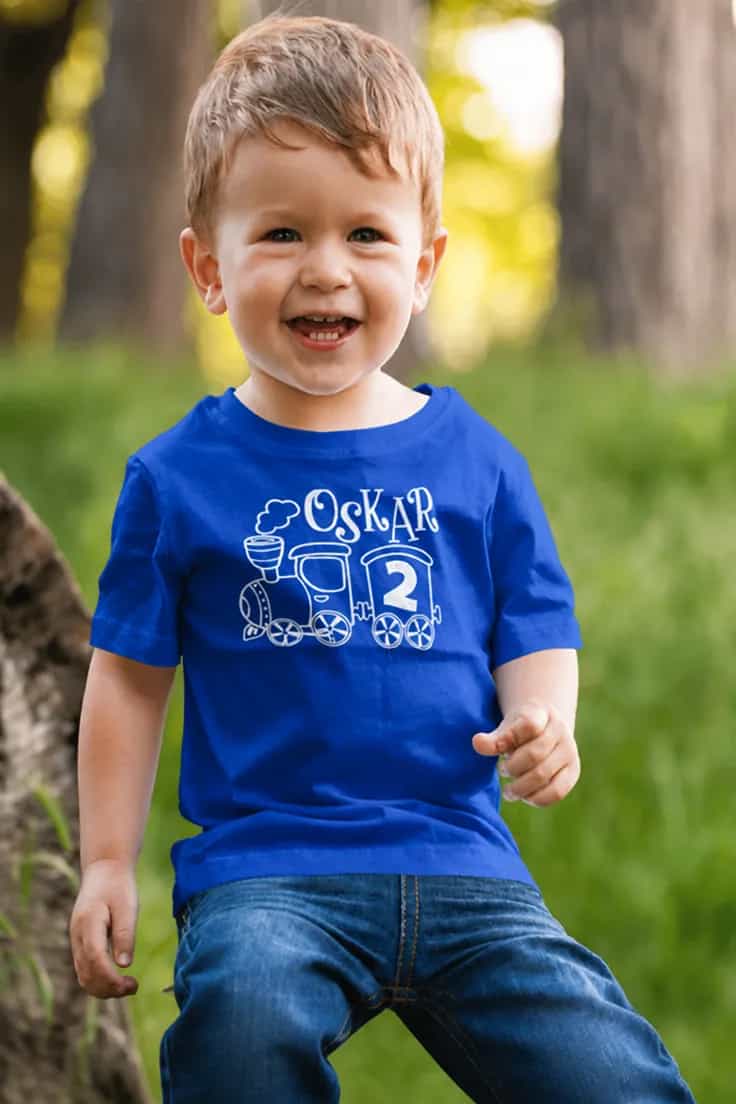 Barn t-shirt Tåg med namn – OSKAR 2