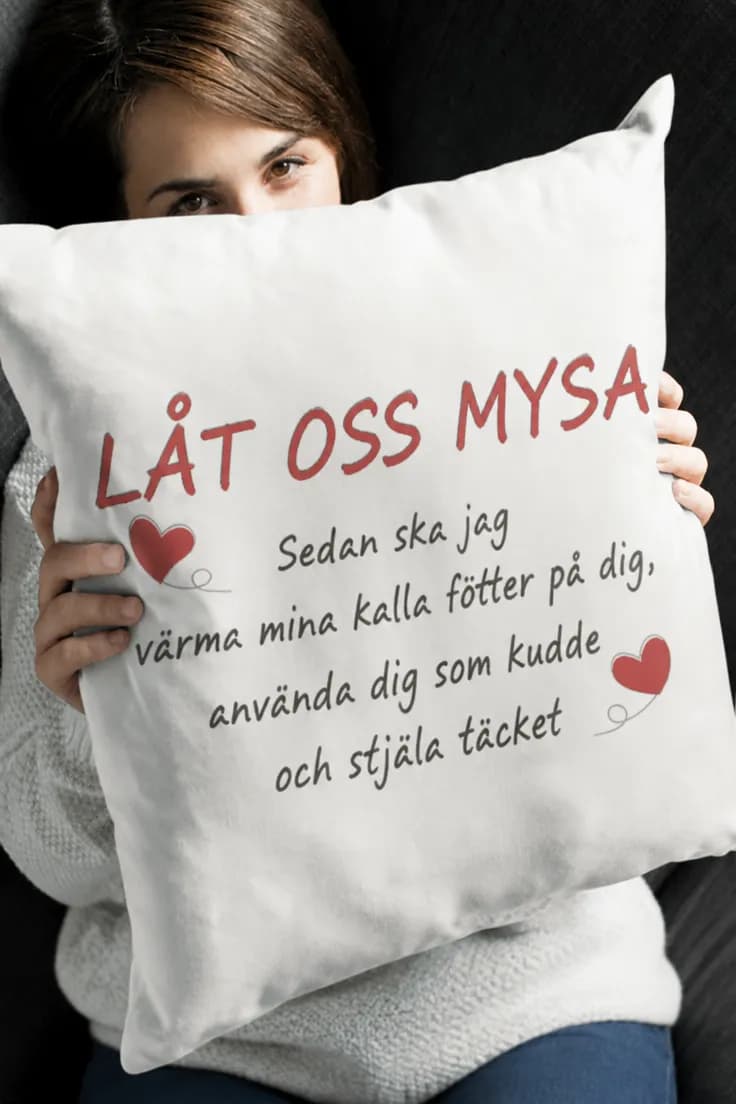 Dekorativ kudde Mys med mig – LÅT OSS MYSA