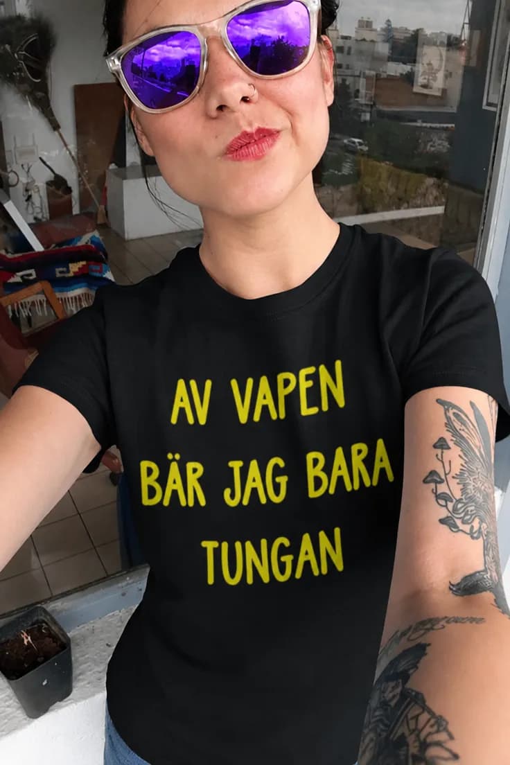 Rolig t-shirt Bär bara tungan | AV VAPEN
