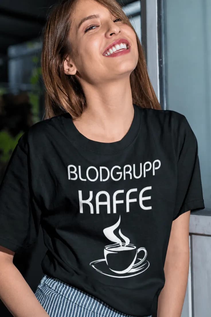 Rolig t-shirt Blodgrupp kaffe – BLODGRUPP KAFFE