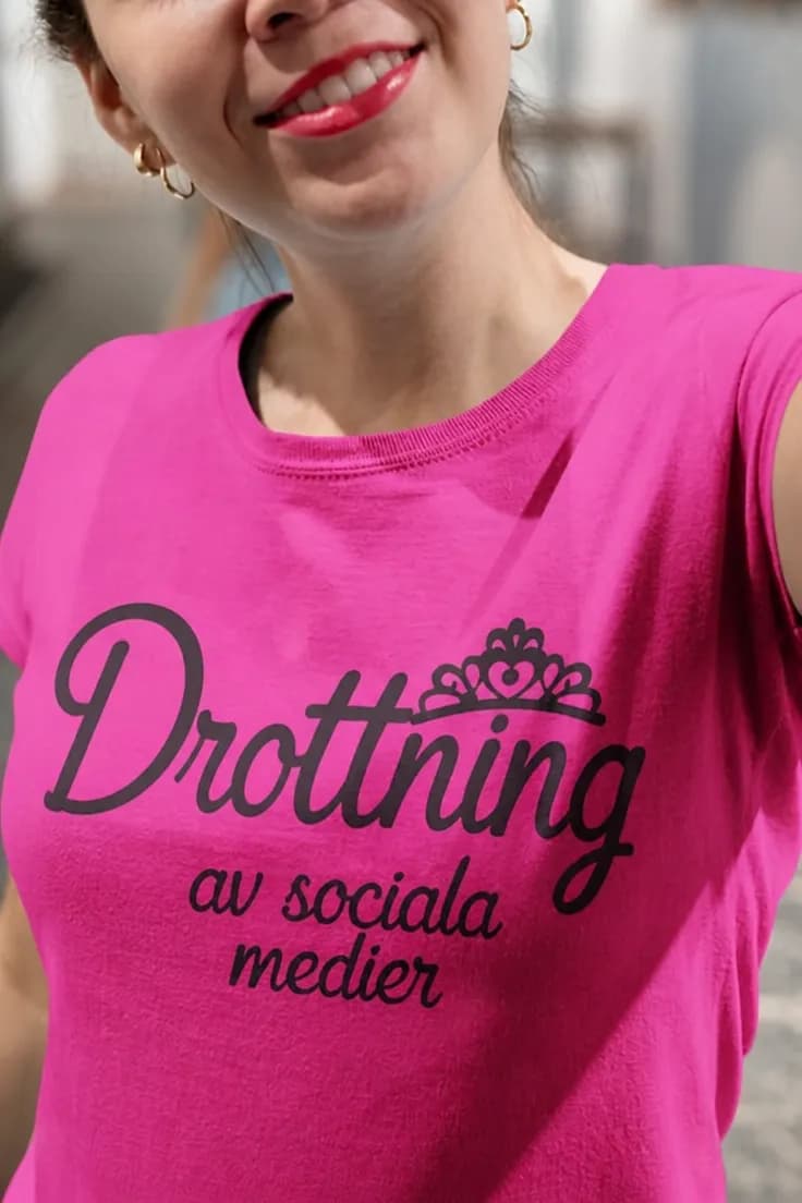Rolig t-shirt Drottning av sociala medier