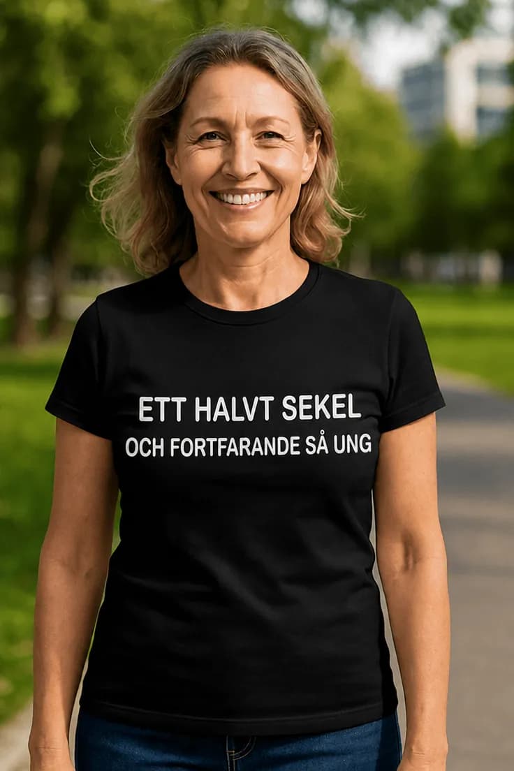 Rolig t-shirt Ett halvt sekel ung – ETT HALVT SEKEL