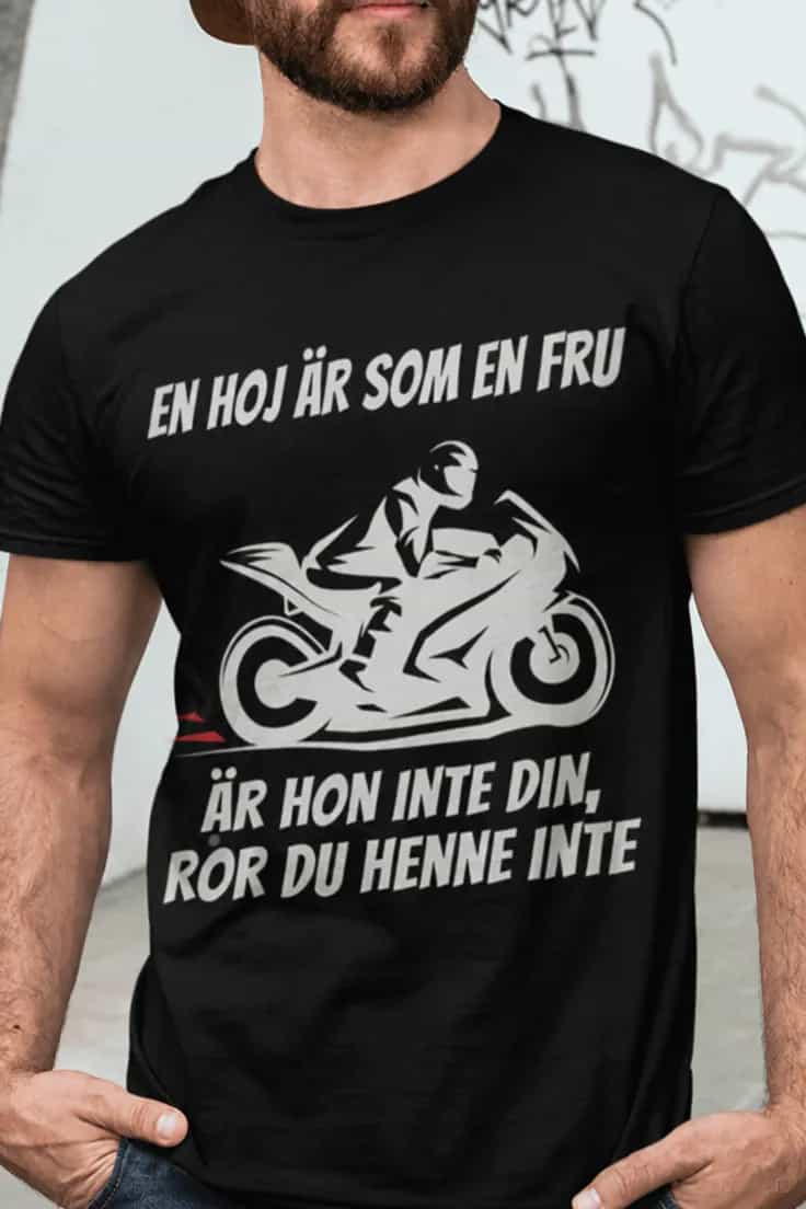 Rolig t-shirt Hoj som fru – EN HOJ ÄR SOM EN FRU