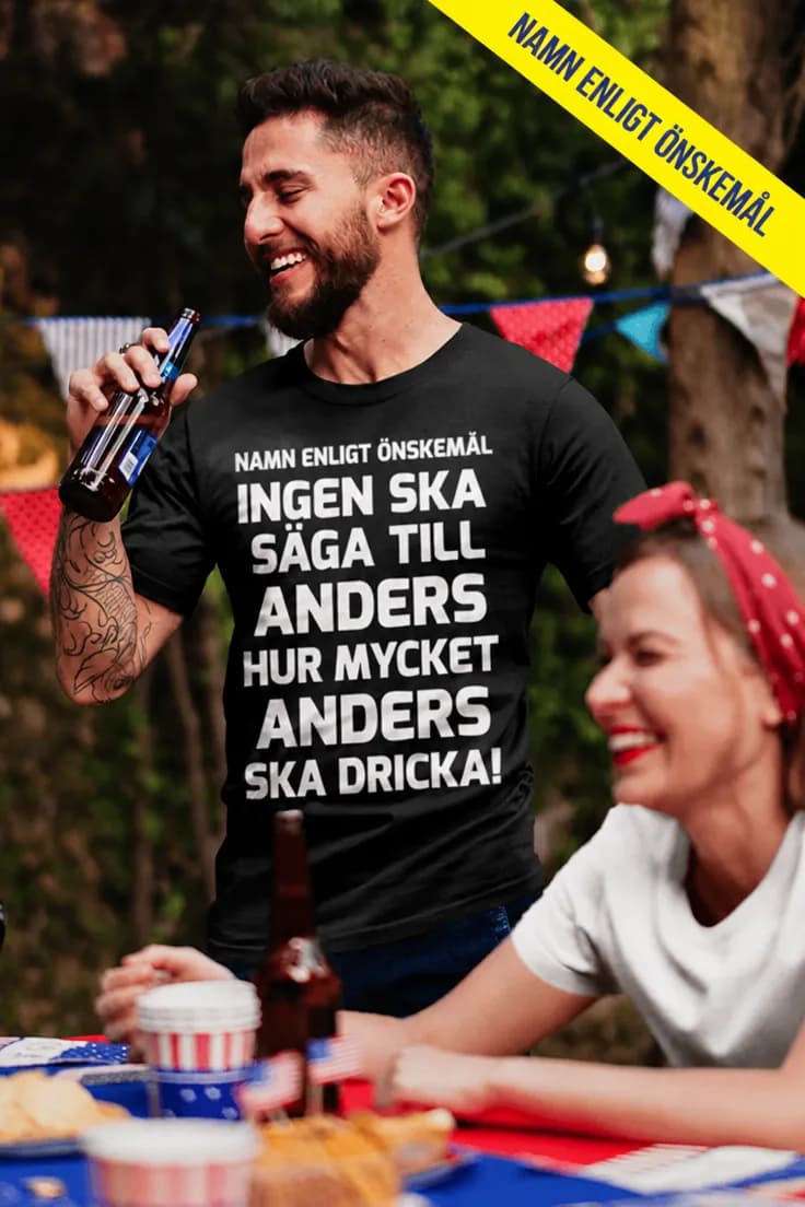 Rolig t-shirt Ingen bestämmer med namn