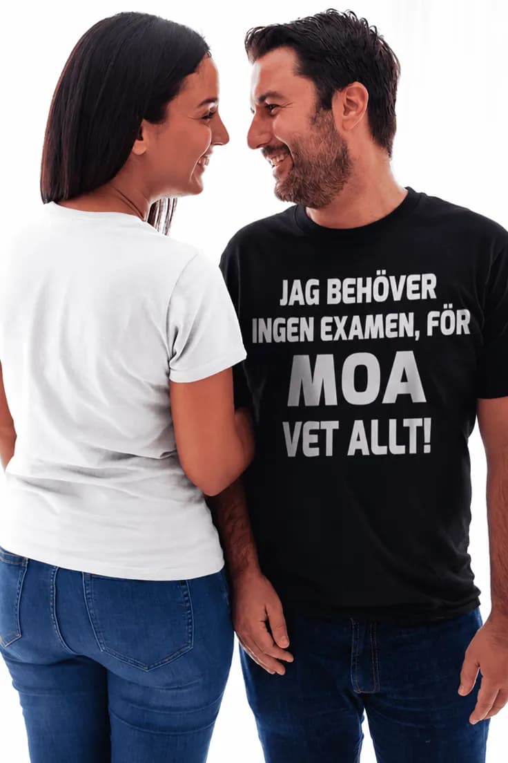 Rolig t-shirt Ingen examen med namn – JAG BEHÖVER