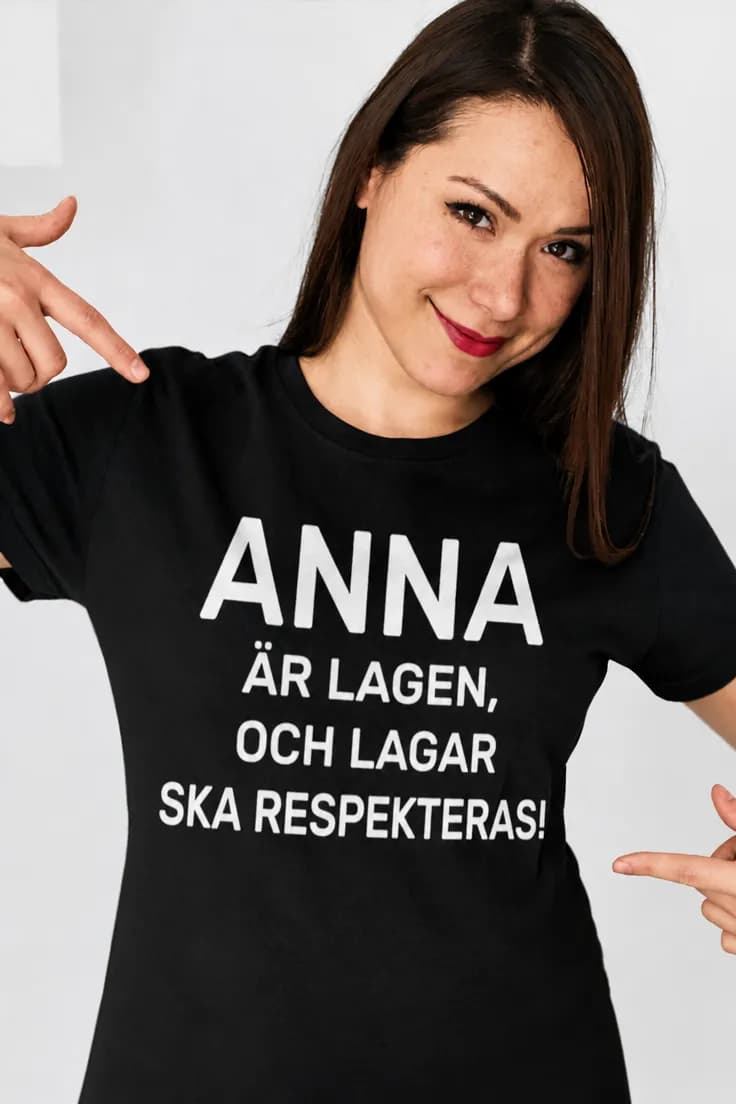 Rolig t-shirt Lagen ska respekteras med namn