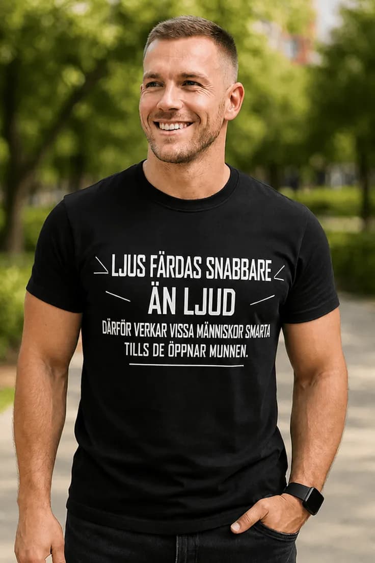 Rolig t-shirt Ljus snabbare än ljud