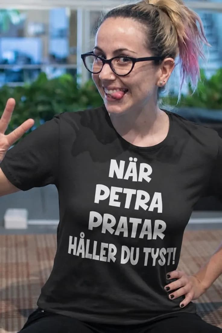 Rolig t-shirt När jag pratar med namn