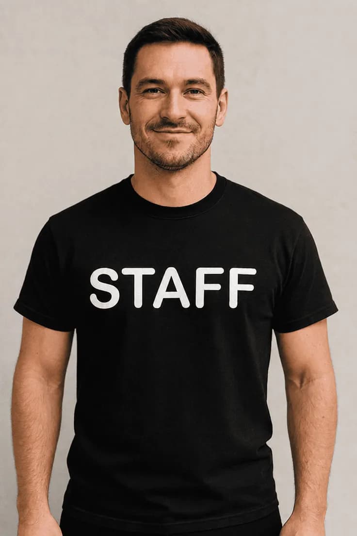 Rolig t-shirt Staff