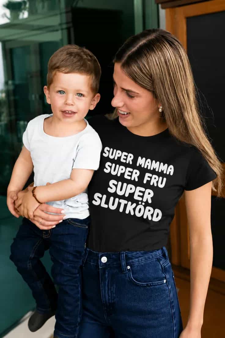Rolig t-shirt Supertrött mamma | SUPER MAMMA