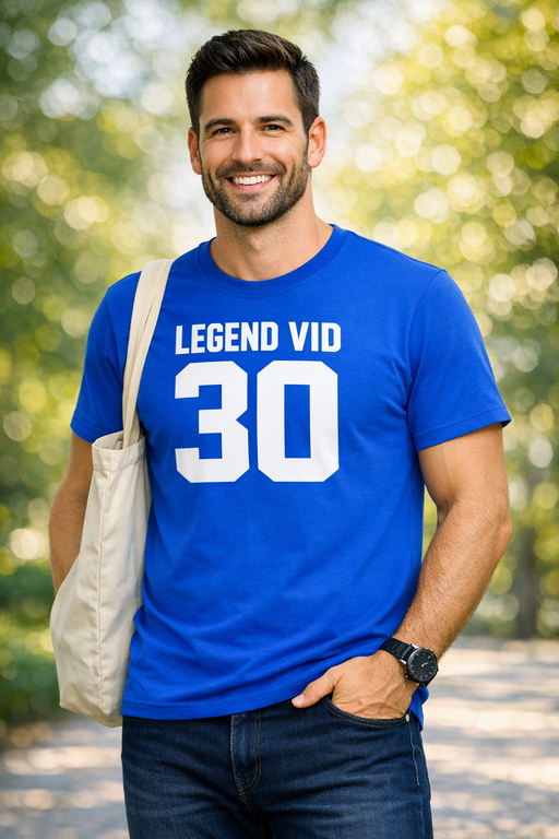 Rolig t-shirt LEGEND VID 30