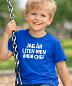 Rolig barn-t-shirt: Jag är liten men ändå CHEF